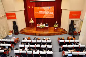 Hội thảo khoa học thu hút đông đảo chuyên gia, nhà khoa học, người làm giáo dục Nghệ thuật tham gia.