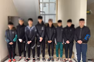 Nhóm người trong vụ gây rối tại hầm Kim Liên.