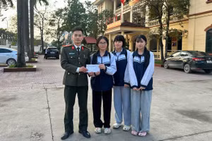 3 học sinh Bắc Ninh nhặt được của rơi trả người đánh mất