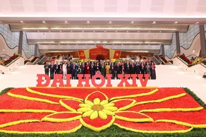 Đại biểu dự ngày làm việc chính thức thứ ba Đại hội XIV của Đảng, Ảnh: TTXVN