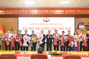 Ra mắt Ban Chấp hành Đảng bộ Trường Đại học Điện lực lần thứ XXV, nhiệm kỳ 2025 - 2030.