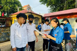 Thí sinh dự thi vào lớp 10 năm học 2024 - 2025.