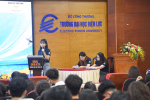 Sinh viên EPU thể hiện tài năng tại cuộc thi.