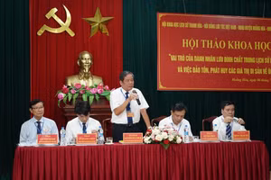 PGS.TS Nguyễn Đức Nhuệ phát biểu.