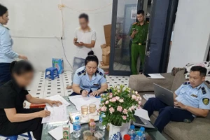 Đoàn Kiểm tra làm việc với đại diện Công ty TNHH Yến Trí Việt. Ảnh: TG