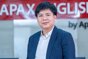 Bị can Nguyễn Ngọc Thủy, Chủ tịch HĐQT kiêm Tổng Giám đốc Tập đoàn Egroup bị khởi tố về tội “Lừa đảo chiếm đoạt tài sản”.