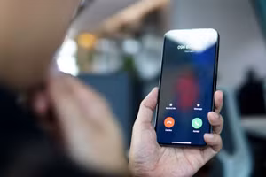 Công an khuyến cáo người dân cần nêu cao tinh thần cảnh giác với lừa đảo online (Ảnh minh họa).