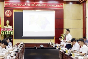 Toàn cảnh buổi làm việc.