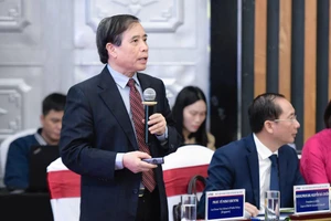 Đại biểu chia sẻ tại diễn đàn.
