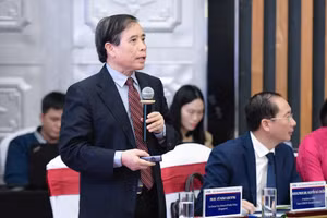 Đại biểu chia sẻ tại diễn đàn.