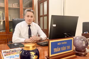 Nhà giáo Trần Văn Thi - Bí thư Đảng ủy, Hiệu trưởng Trường THPT Lục Ngạn số 1.