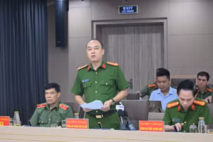  Đại tá Nguyễn Đức Long, Phó Giám đốc Công an TP Hà Nội phát biểu tại buổi họp báo.