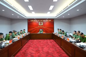 Quang cảnh cuộc họp.
