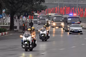 CSGT Thủ đô dẫn đoàn đại biểu tham dự Đại hội XIV của Đảng.