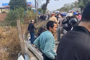 Khu vực hiện trường vụ TNGT khiến 7 người tử vong.