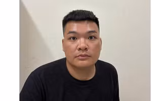 Ngô Đăng Phong tại cơ quan công an.