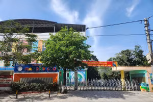 Trường Mầm non Công ty may Đáp Cầu nơi xảy ra sự việc.