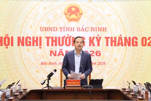 Chủ tịch UBND tỉnh Phạm Hoàng Sơn chỉ đạo một số nhiệm vụ trọng tâm tại hội nghị.