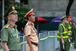 Công an TP Hà Nội phân luồng phục vụ A80.