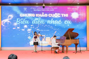 Học sinh THCS Cầu Giấy mang tới những tiết mục đầy cảm xúc, ý nghĩa.