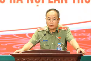 Trung tướng Nguyễn Thanh Tùng, Giám đốc Công an TP Hà Nội chủ trì hội nghị.