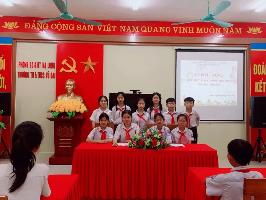 Trường TH&THCS Vũ Oai (TP Hạ Long) phát động “Xây dựng trường học không khói thuốc lá” năm học 2023-2024.