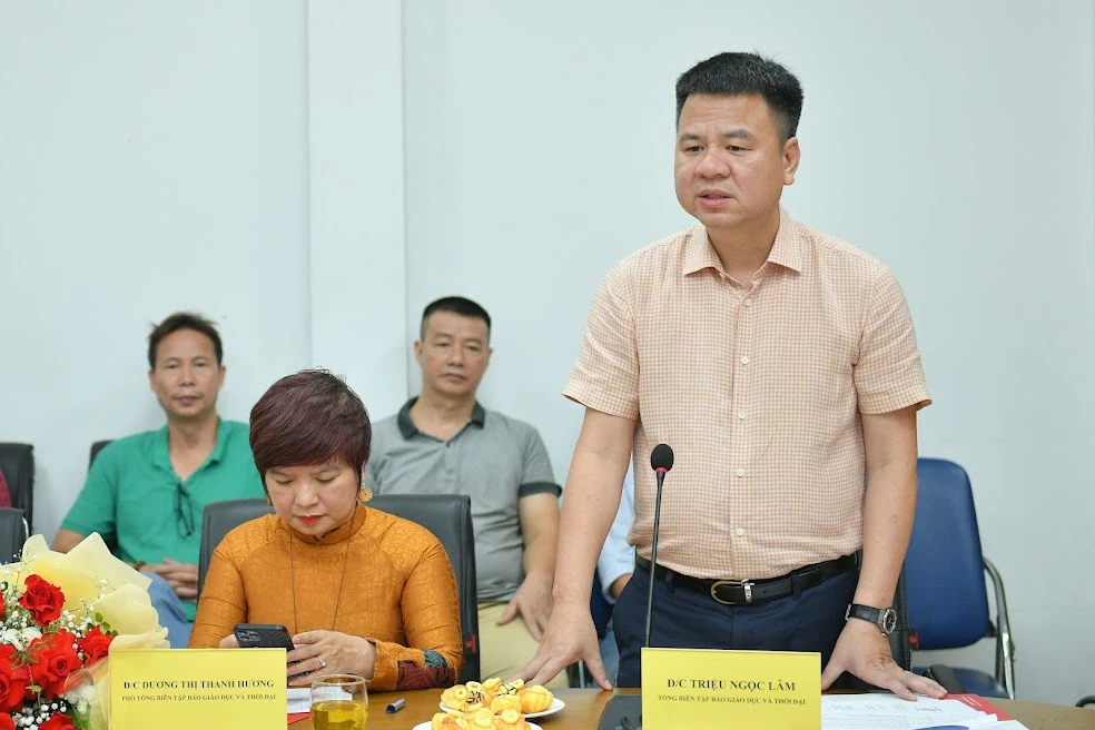 Nhà báo Triệu Ngọc Lâm, Tổng Biên tập Báo Giáo dục và Thời đại phát biểu tại buổi lễ. (Ảnh: Thế Đại) Nhà báo Triệu Ngọc Lâm, Tổng Biên tập Báo Giáo dục và Thời đại phát biểu tại buổi lễ. (Ảnh: Thế Đại)