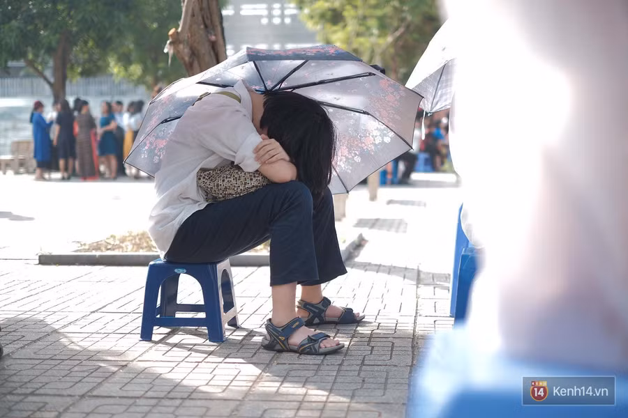 Những điều khác biệt trong lễ khai giảng của 10x mà thế hệ 8x, 9x sẽ ghen tỵ vì chẳng còn cơ hội trải nghiệm - Ảnh 2.