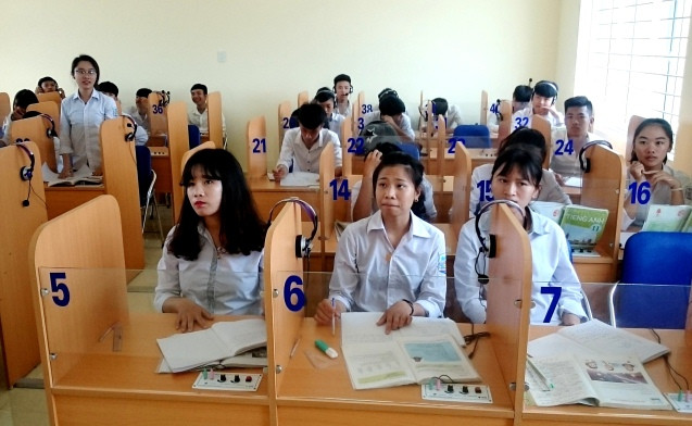 Học sinh tự tin hơn trong các giờ học tiếng Anh Học sinh tự tin hơn trong các giờ học tiếng Anh