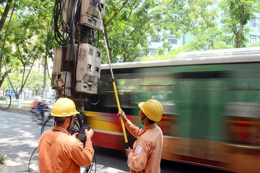 EVN đổi mẫu hóa đơn tiền điện: Người dân không quan tâm?