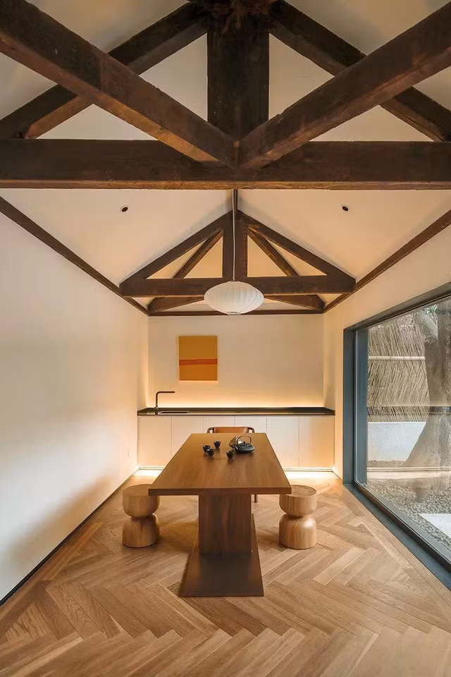  Bếp nấu và khu vực ăn uống. 