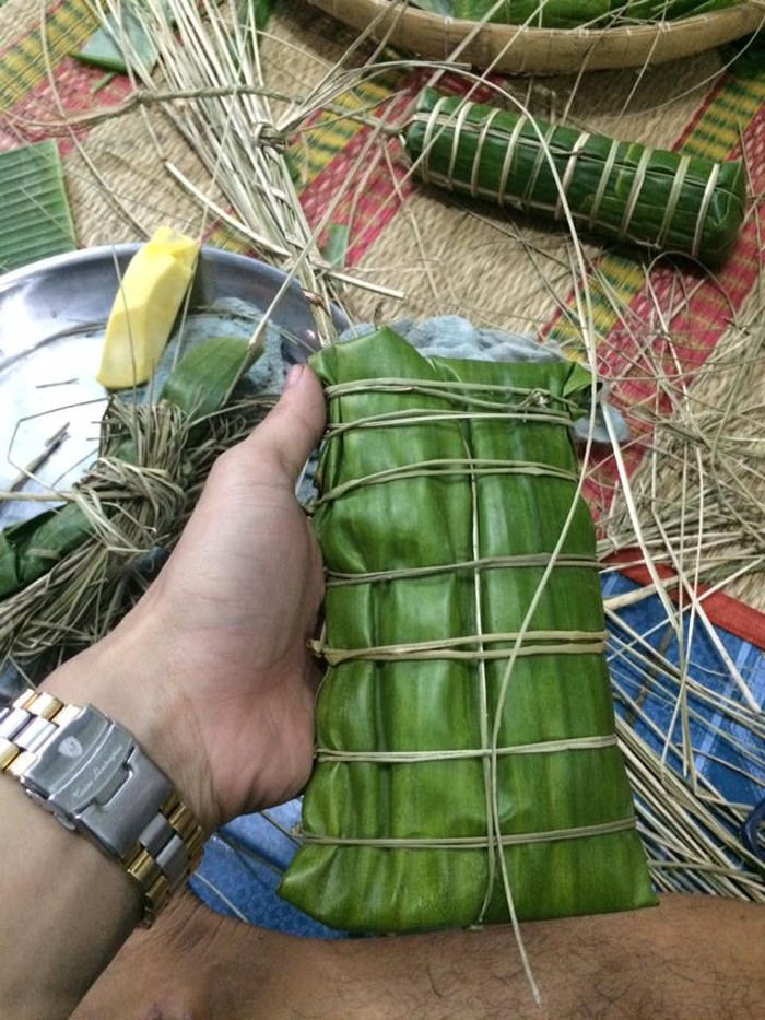  Cũng cố gắng nắn cho tròn, nhưng nó thế này thì biết làm sao?