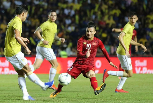 Các đội tuyển của Thái Lan (áo vàng) đều thua Việt Nam trong ba lần gặp nhau gần đây Các đội tuyển của Thái Lan (áo vàng) đều thua Việt Nam trong ba lần gặp nhau gần đây
