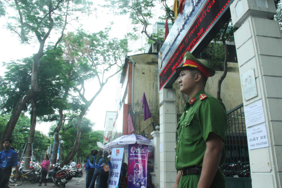Không khí thi cử không còn “nóng”