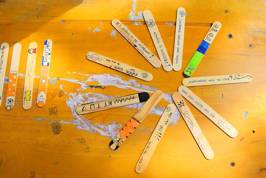 Que kem may mắn với những lời chúc và hình vẽ ngộ nghĩnh Que kem may mắn với những lời chúc và hình vẽ ngộ nghĩnh