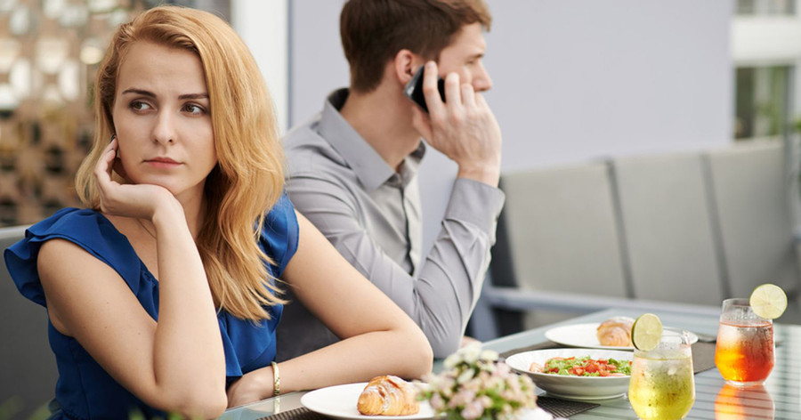 Bạn rất dễ bị lạc lối trong sự xáo trộn và bộn bề của cuộc sống hàng ngày. (Ảnh: ITN). Bạn rất dễ bị lạc lối trong sự xáo trộn và bộn bề của cuộc sống hàng ngày. (Ảnh: ITN).