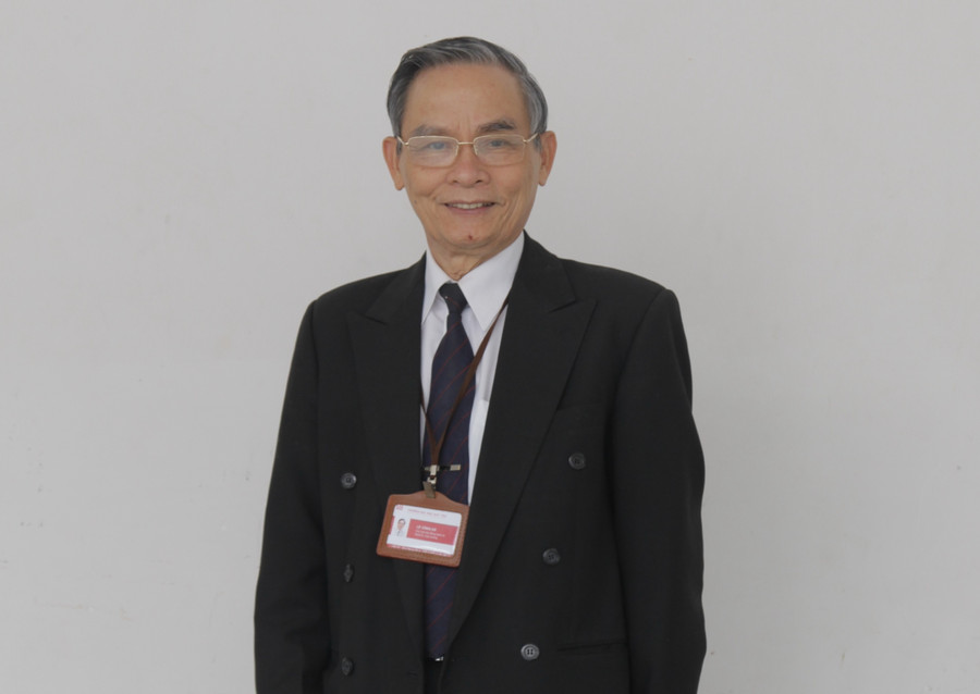 Một huyền thoại giữa đời thường