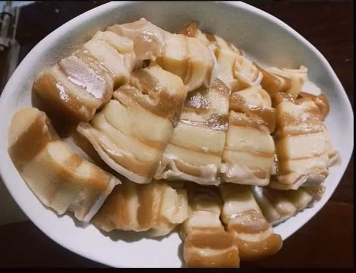 Làm bánh flan mà nó thành thịt kho tàu?