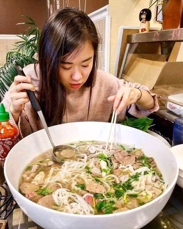 Tô bún bò khi hết dịch Covid-19.