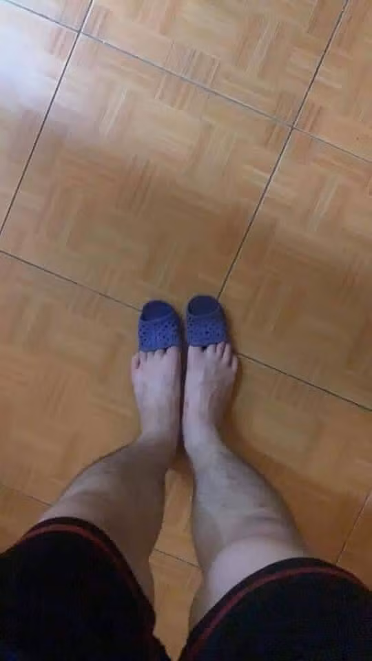 Đi cách ly tại trường mầm non.