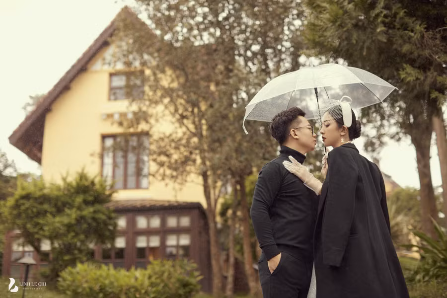 Bộ ảnh được chụp tại Đà Lạt.