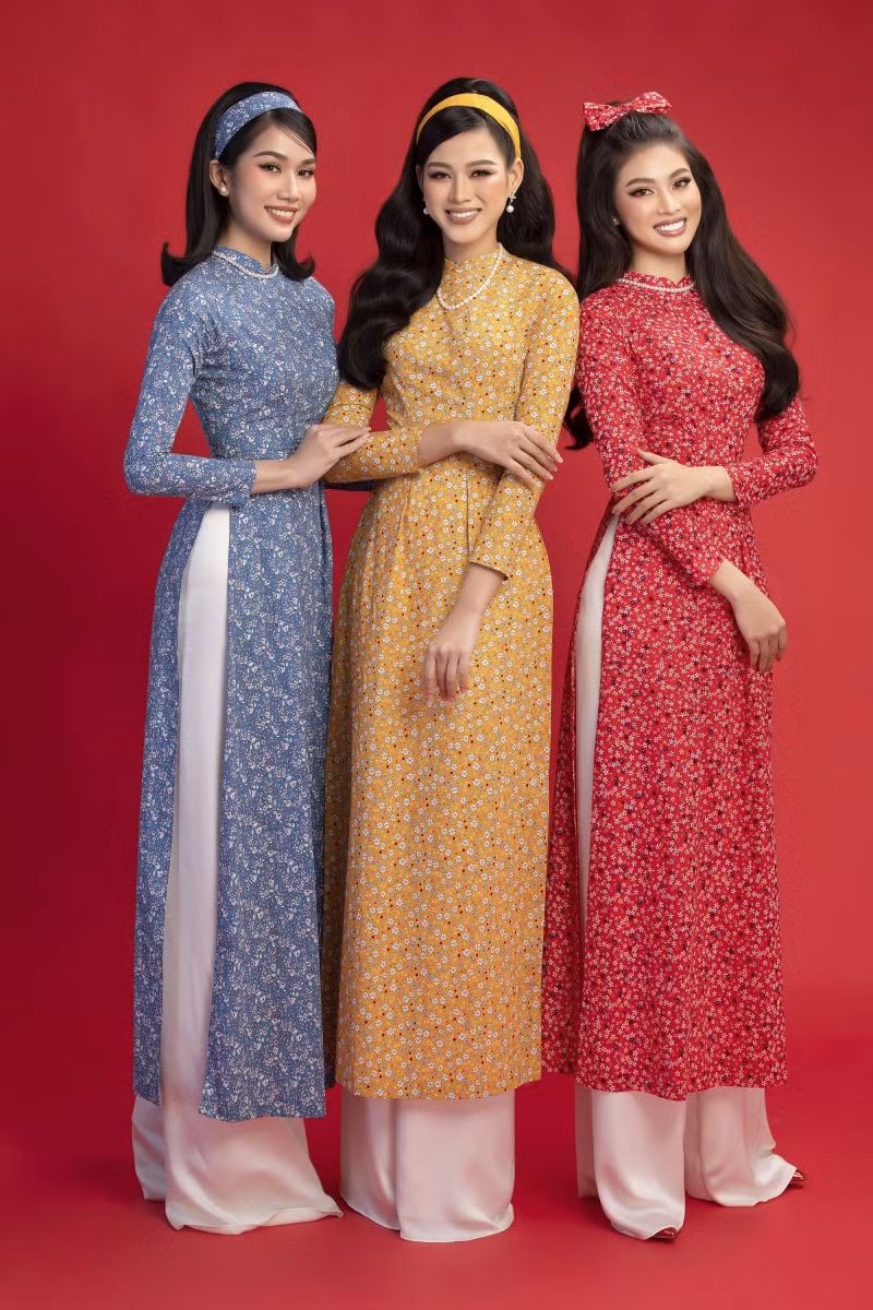 3 cô gái trong áo dài của NTK Phạm Sĩ Toàn - Huỳnh Bảo Toàn