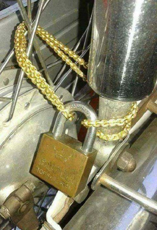 Dây xích chất lượng. 10-anh-hai-hot-nhat-facebook-trong-ngay-1