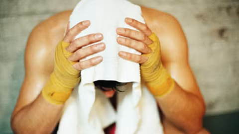 Lệch lạc tình yêu thời Internet