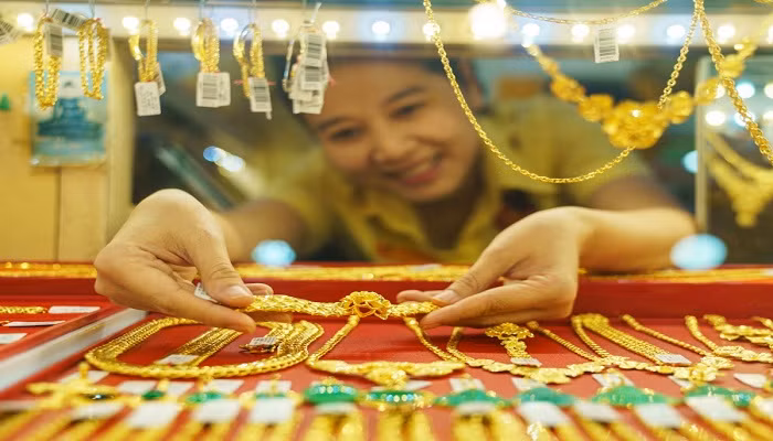 Giá vàng hôm nay 31/5 giảm gần 3 triệu đồng/lượng