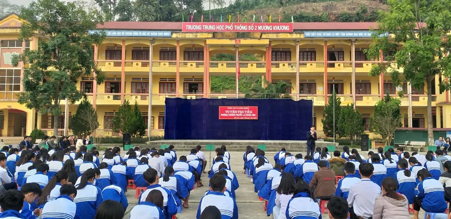 400 đoàn viên, học sinh tham dự Diễn đàn