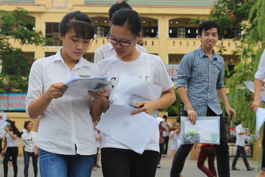 Thí sinh Thanh Hóa dự thi THPT quốc gia năm 2016. Ảnh: Nguyễn Quỳnh 