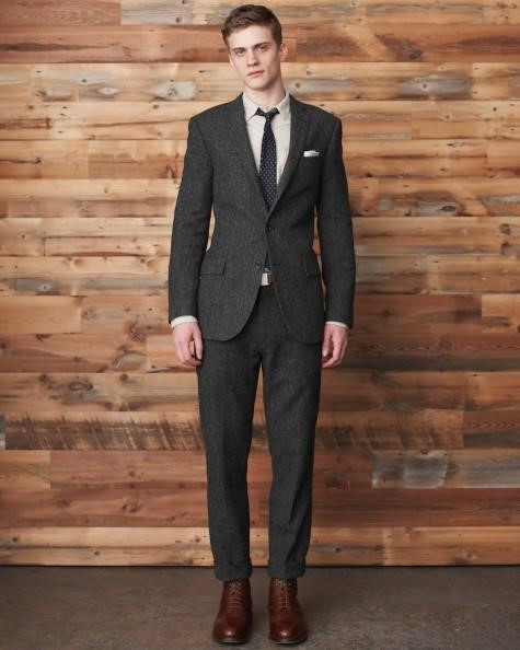 Mặc suit nên mang giày gì chuẩn nhất? ảnh 4 Mac suit nen phoi giay tay nhu the nao? hinh anh 4
