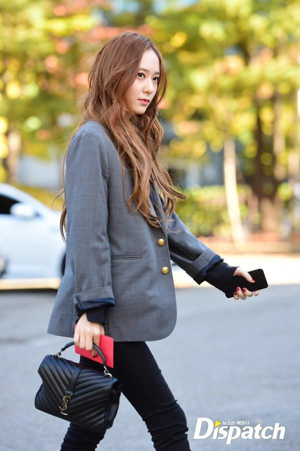 Thời trang street style bắt mắt của 3 nữ thần nhan sắc nhà SM ảnh 8 Thoi trang street style bat mat cua 3 nu than nhan sac nha SM hinh anh 8