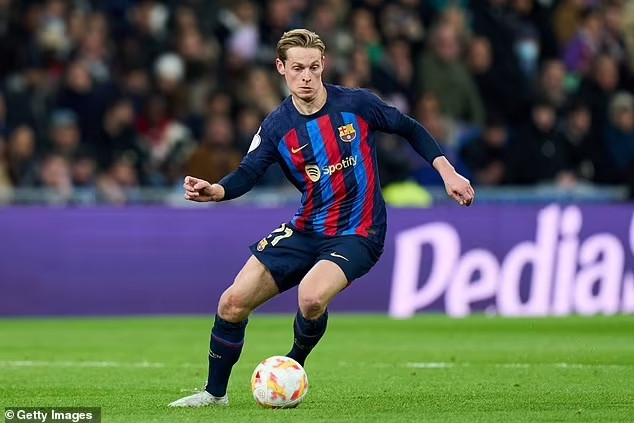 Ngày Frenkie De Jong rời khỏi Tây Ban Nha sẽ không còn xa ?